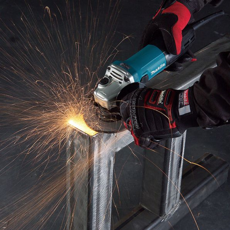 KIT MAKITA ORIGINAL: BURGHIU FĂRĂ FIR + POLIZOR DE IMPACT MARE + 26 ACCESORII + 2 BATERII