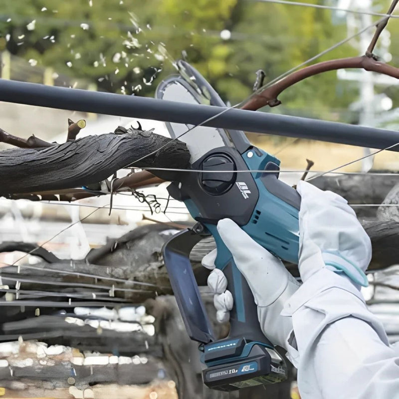 FERĂSTRĂU ELECTRIC PORTABIL CU BATERIE – PROMOȚIE DE ÎNCHIDERE A MAGAZINULUI – LIVRARE GRATUITĂ ÎN 24H